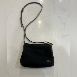 Vintage Dooney & Bourke Nylon crossbody bag